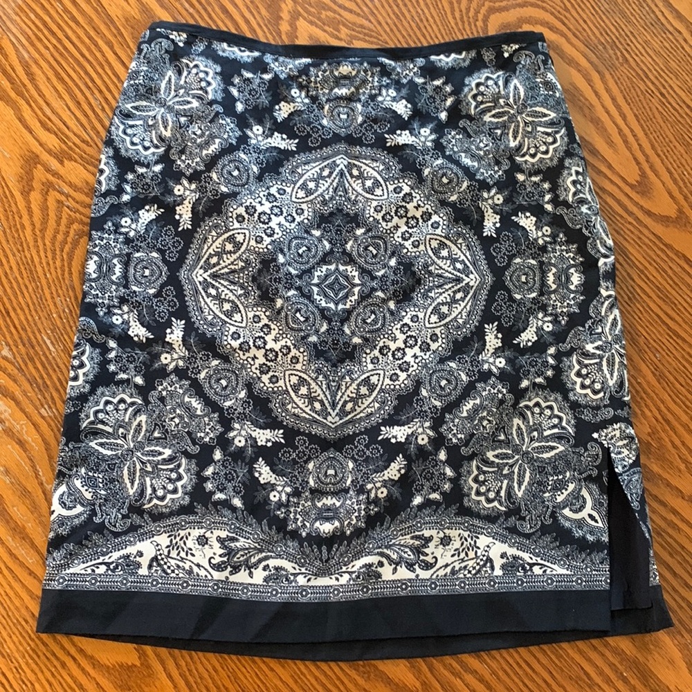Ann Taylor Loft Petite Silk black and white floral pencil skirt
